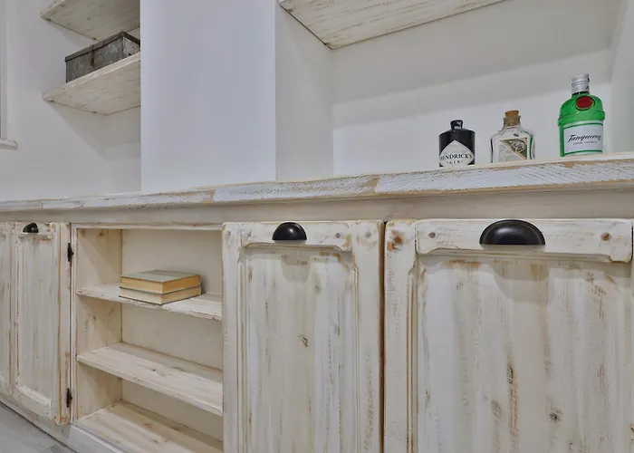 Quiet House In Navigli Sleeps